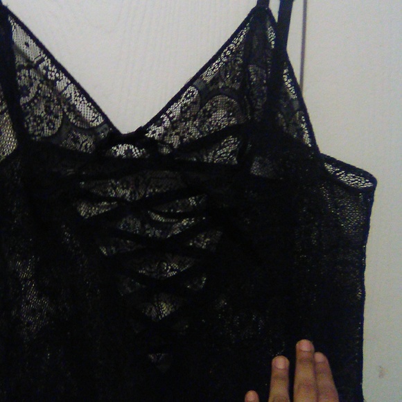Lace top - Picture 2 of 4